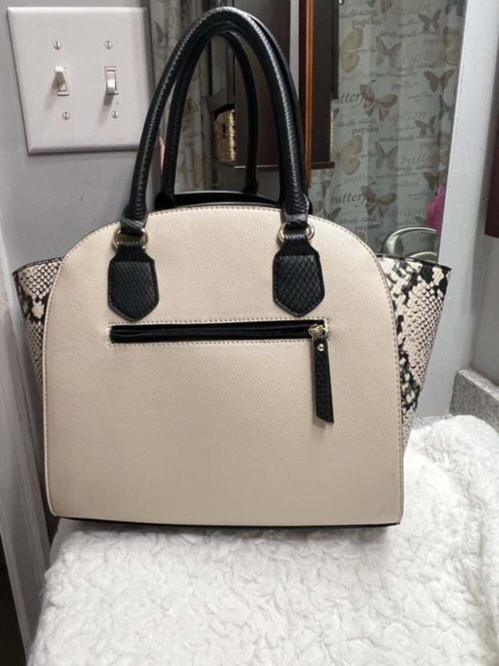 Apt. 9 Structured Two-Tone Dome Satchel Handbag - Black & Cream - Picture 5 of 9